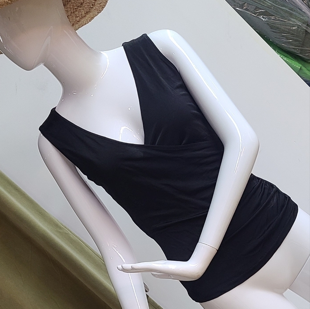 Kenneth Cole Reaction Sleeveless Top